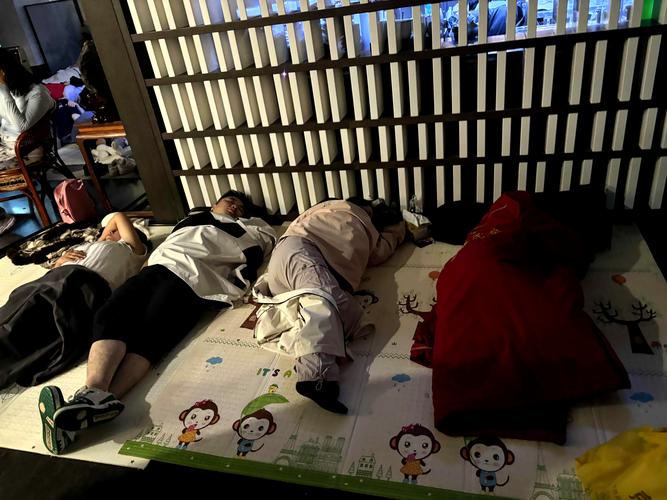 欧美日韩亚洲一区二区内射的相关介绍