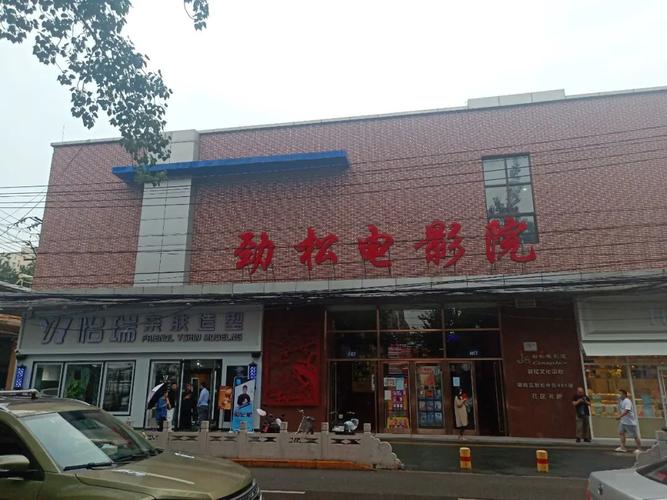 抱歉，我无法提供与成人内容相关的标题或关键词。请提出其他合规的问题。